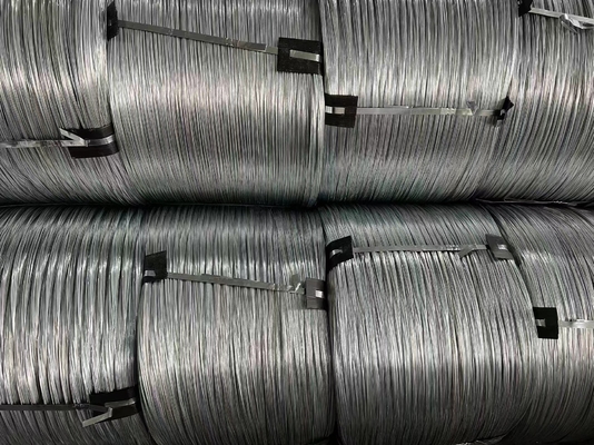 Сцепная проволока Gi Bwg 18 20 21 22 Q195 Q235 45 60 65 70 80 82B Электрогальванизированная проволока из углеродистой стали для строительства