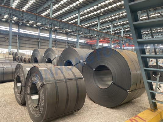 Нелегированные HRC SAE1006 Q235 ASTM A36 EN ST37 Горячо прокатаные катушки из углеродной стали Черные железные пластины
