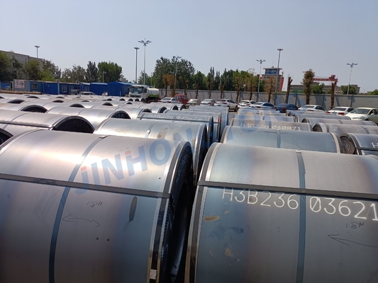 Гладкая поверхность горячо прокатаная стальная плитка для ASTM A570 A36 Q195 S235JR HRC Carbon Steel Coil из низкоуглеродистой стали