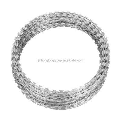 500м Быстрое поставление Concertina Razor Barbed Wire Roll в Алжире с BTO22 Barb Ширина 15±1 мм и толщина 0,45±0,05 мм