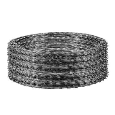 500м Быстрое поставление Concertina Razor Barbed Wire Roll в Алжире с BTO22 Barb Ширина 15±1 мм и толщина 0,45±0,05 мм