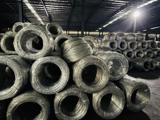 ±1% Tolerance Zinc Coated Q195 Q235 SAE1006 SAE1008 Углеродистая стальная оцинкованная проволока для конструкций