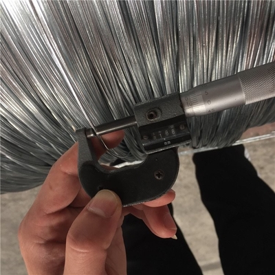±1% Tolerance Zinc Coated Q195 Q235 SAE1006 SAE1008 Углеродистая стальная оцинкованная проволока для конструкций