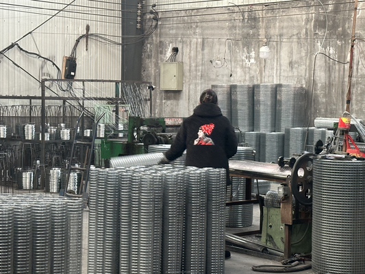 Горяче погруженный оцинкованный сварный панель бритва сетка Twill ткачество Bto-22 оцинкованная стальная бритва проволока сетка для ограждения безопасности
