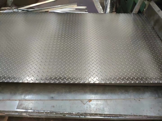 Отличная ASTM Grade36 Grade40 Grade42 Образец чекированная плитка чекированный лист мягкая сталь для широкого спектра применений