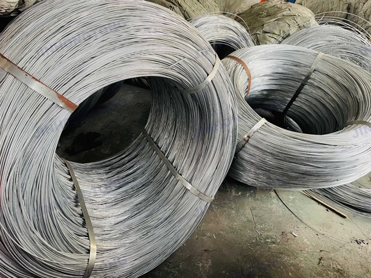 Q195 Q235 1006 1008 AISI ASTM JIS Оцинкованная стальная проволочная сетка с оцинкованной поверхностью