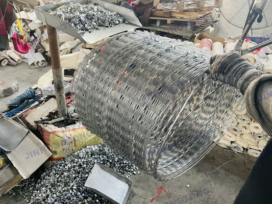 Оцинкованная стальная сварная колючая проволока для зон повышенной безопасности по доступной цене