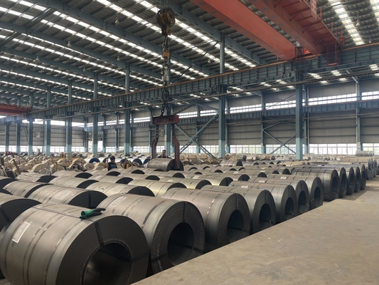 Гладкая поверхность Качество Q235 Углеродистая сталь катушка ASTM Q235 Q235B Q195 A283 Стандарт HRC первичный горячекатаный стальной лист в катушках