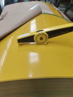 PPGI COIL ROLL Цветная предварительно окрашенная оцинкованная стальная катушка для перфорации 0,25-1,6 мм
