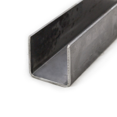 0.8mm-3.0mm Толщина Нелегированная У-канальная углеродистая сталь для поддерживающей системы Q235 Q345 SS400 Материал