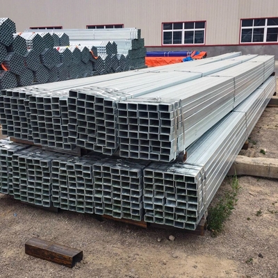 B X42 X52 X60 X70 Углеродистая сталь 0,5-2,0 мм Стенная толщина горячекатаная оцинкованная стальная квадратная труба для доставки жидкость