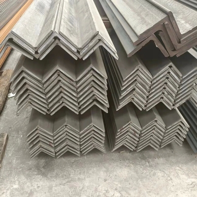 Стандарт равного неравного угла Бар AiSi ASTM DIN EN GB JIS bs 40*40 100*100 SS Стальная угол 4 мм 5 мм горячекатаная нержавеющая сталь