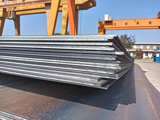 SA516 ASTM A36 Q235 Углеродистая стальная пластина от износа, горячо прокатая с высоким содержанием карбида хрома, покрытая износостойкой поверхностью
