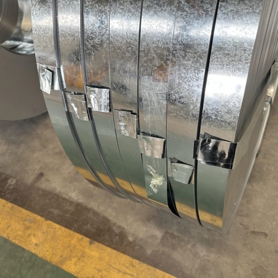 G235 Гальванизированная стальная катушка Gi покрытая стальной рулой Цинковая покрытие 10g-275g/m2 Регулярный шпангель