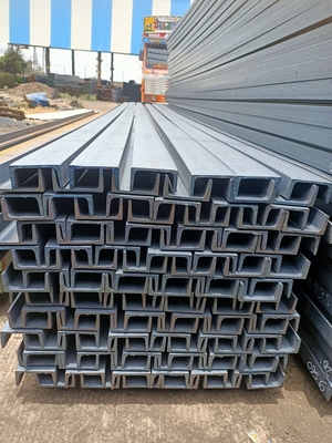 Оцинкованная стальная конструкция с углеродом U Beam Steel S335 JR 200 x 80 x 7.5 x 11mm Оцинкованная стальная канальная стойка