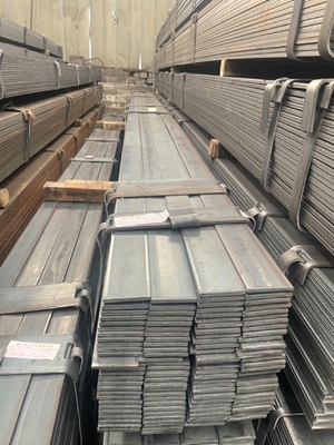 Плоская прутка из мягкой стали Q195 Q235 Q345 ss400 s45c a36 s235jr 4130 1020 плоская прутка из стали, используемая для строительства