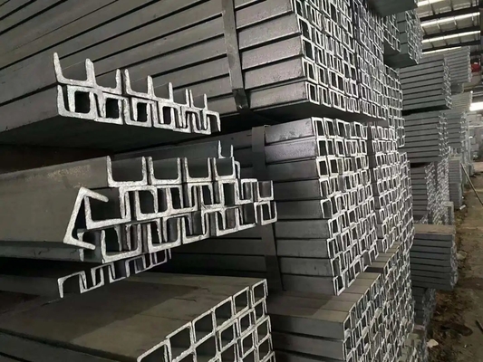 ASTM AISI Beam Channel S320GD Горячо проката U-образная сталь оцинкованная низкоуглеродистая сталь U-луч для строительства