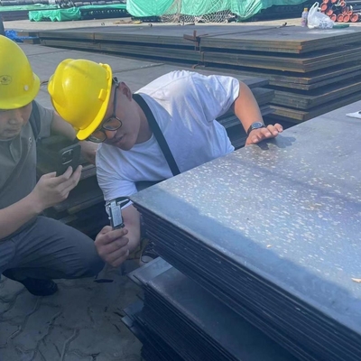 Оптовая торговля черной прожектованной сталью 40 A36 Q195 S235jr Hrc