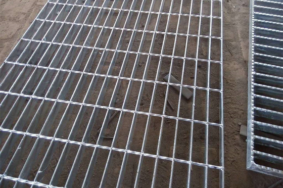 Фабрика оптовая горячая оцинкованная решетка из стекла 40x5 50x5 65x5 стальной решетки