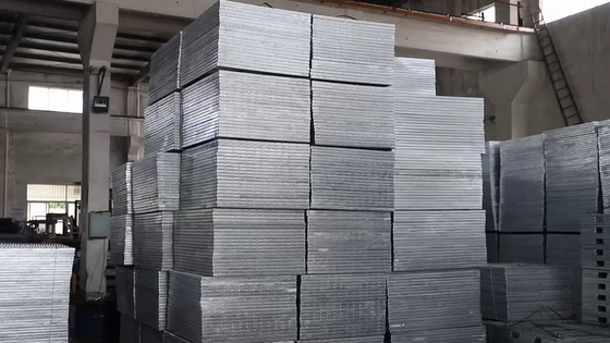Фабричный выход 30*3 Оцинкованная стальная решетка G505/30/100 G503/30/100 Платформа Пол оцинкованная стальная решетка