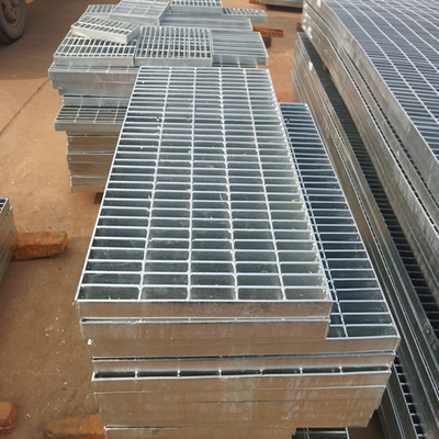 Широко используемая решетка для пола из нержавеющей стали 12x12 30x3 решетка из нержавеющей стали с антискальзящей решеткой
